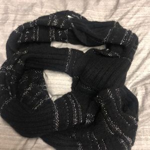 Infinity scarf